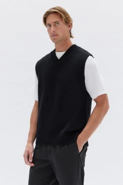 Leo Knit Vest