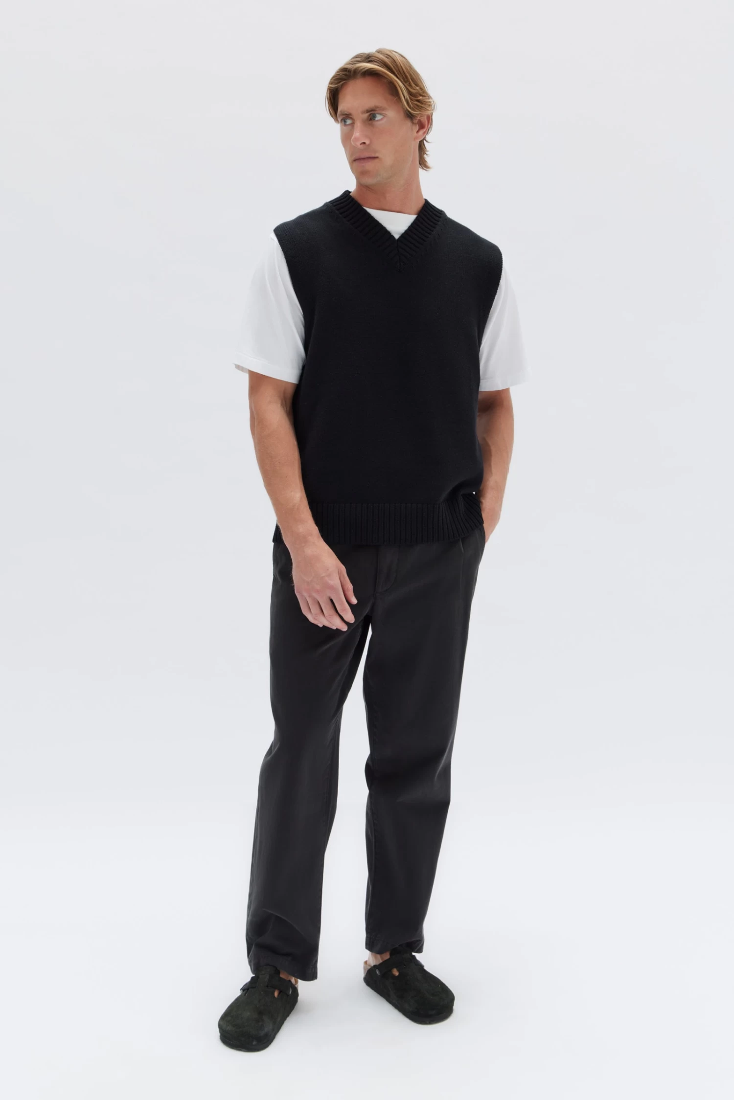 Leo Knit Vest - Image 3